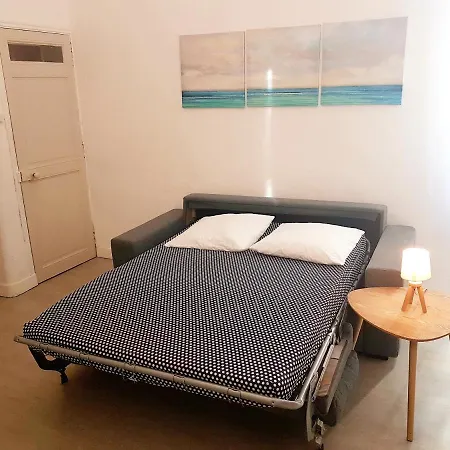 Joli 2 Pièces Climatisé Tout équipé Pour Agréable Appartement Marseille
