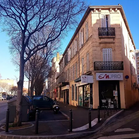 Joli 2 Pièces Climatisé Tout équipé Pour Agréable * Marseille