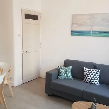 Joli 2 Pièces Climatisé Tout équipé Pour Agréable * Marseille