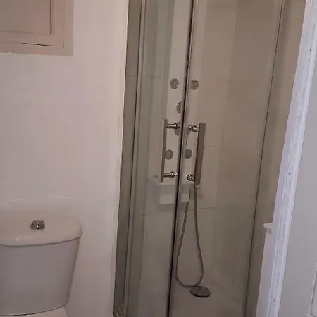 Appartement Joli 2 Pièces Climatisé Tout équipé Pour Agréable Marseille